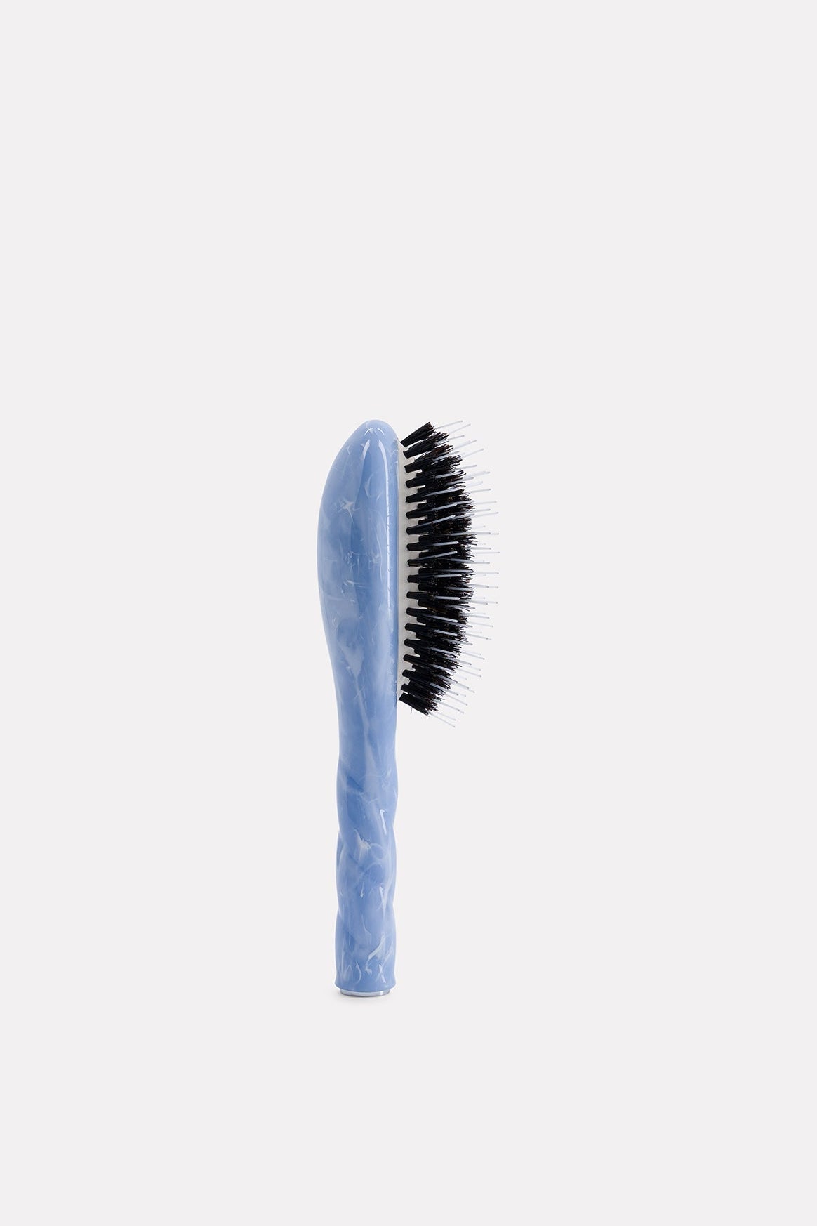 Le duo Petite Brosse Indispensable N°2 et sa Pochette Cover Sky - ROSEANNA