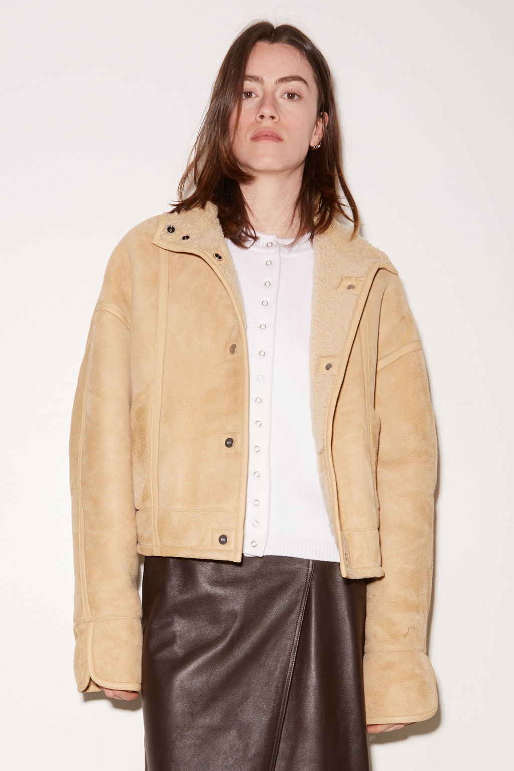 peau-lainee-iria-shearling-cuir-beige-1475450_072825ee-6df5-4d93-bd23-eb41b6eb3ebf.jpg