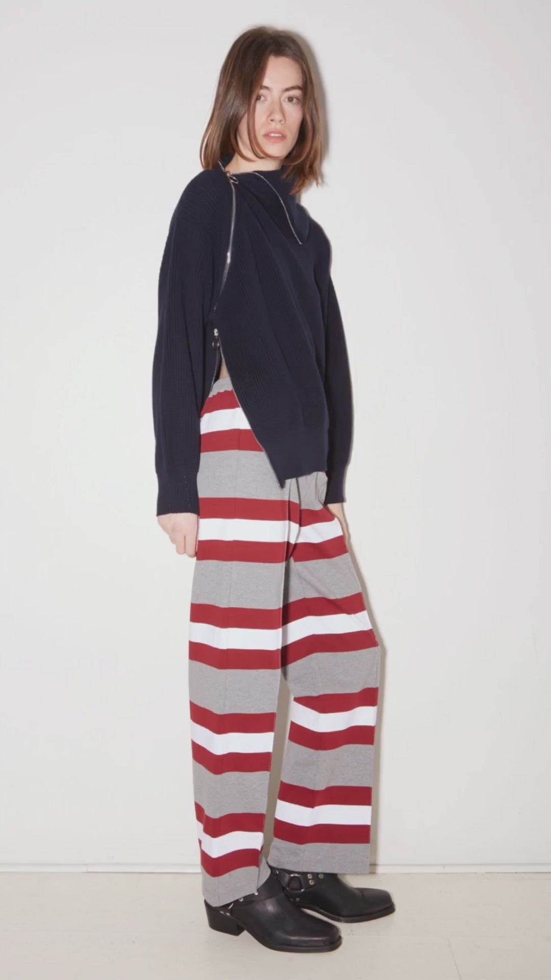 PULL COL MONTANT ZIP EN CÔTES PERLÉES NAVY
