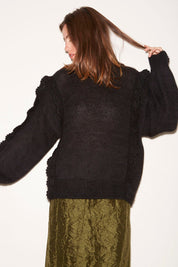 PULL TITI À VOLANTS CHARBON - ROSEANNA